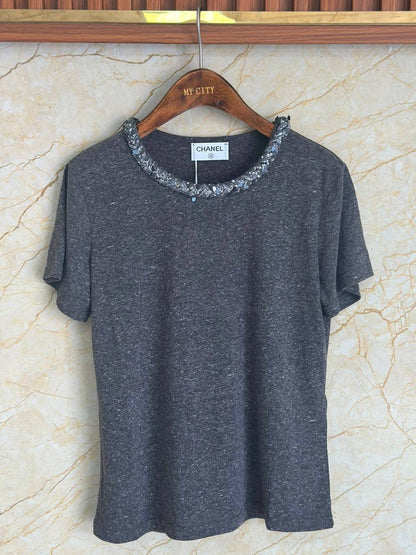 CHANEL
Women’s Tshirt
Master Quality 
SML
320 dhs🇦🇪🇦🇪

Zain276
♥️♥️♥️