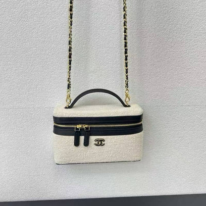 0568585901CHANEL  ✨💕
💯
SuperMaster Quality 🔥🔥
Available Now ❤️❤️❤️
For Price 👇 WhatsApp✅
0568585901 
0507557372
0552275751 Owner Zain 👌

Zain121
♥️♥️♥️