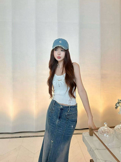 *New collections 💕💕    
180 dhs❣️
*good  quality  
*Sizes:S M L 
*AVAILABL

Zain231
♥️♥️♥️