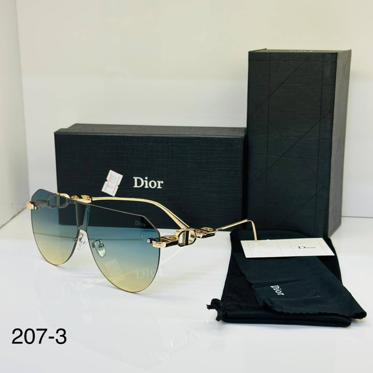 SUNGLASSES 🕶️
GOOD QUALITY 
50 dhs✅

Zain40
♥️♥️♥️