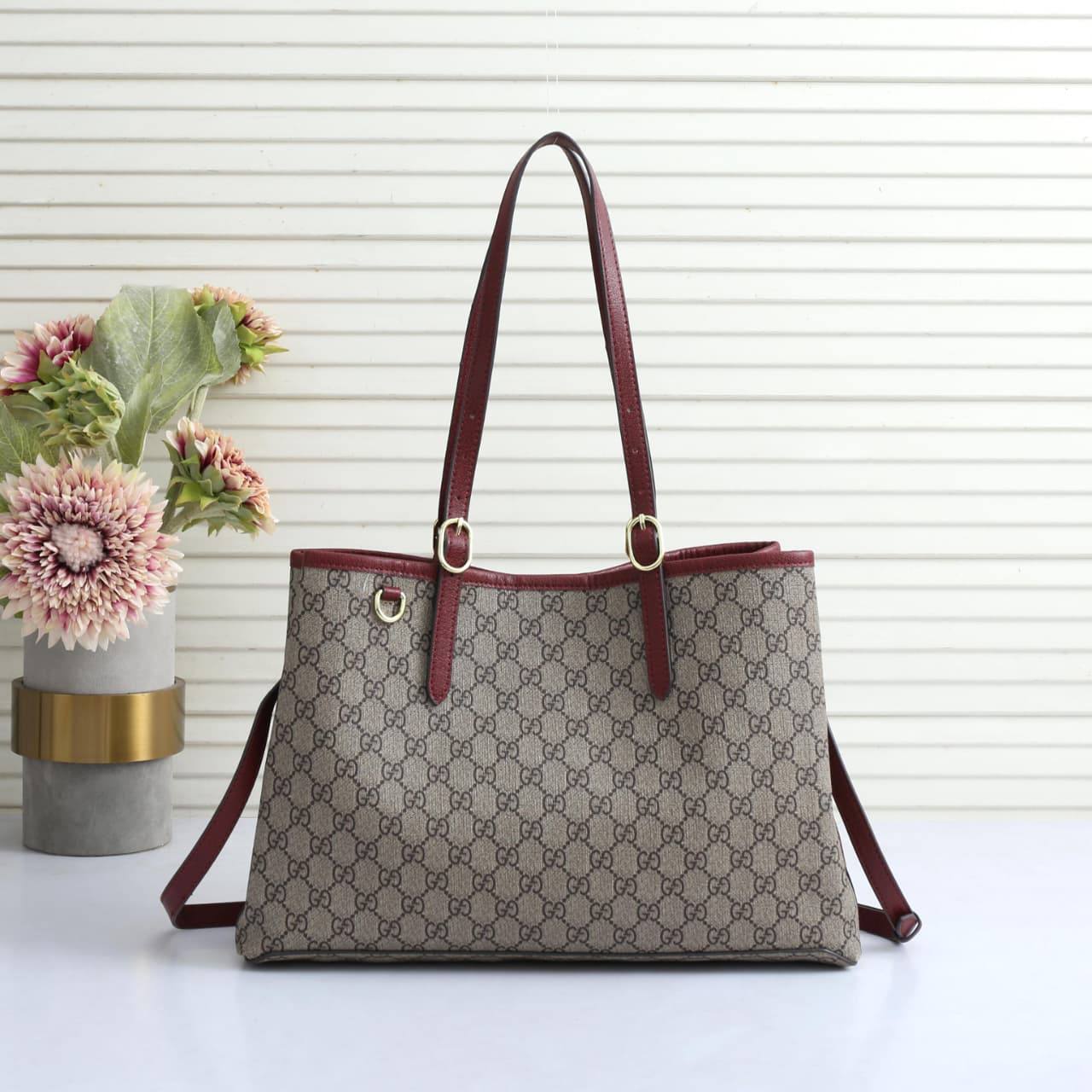 Gucci
high quality
37cm
120 dhs✅

Zain136
♥️♥️♥️