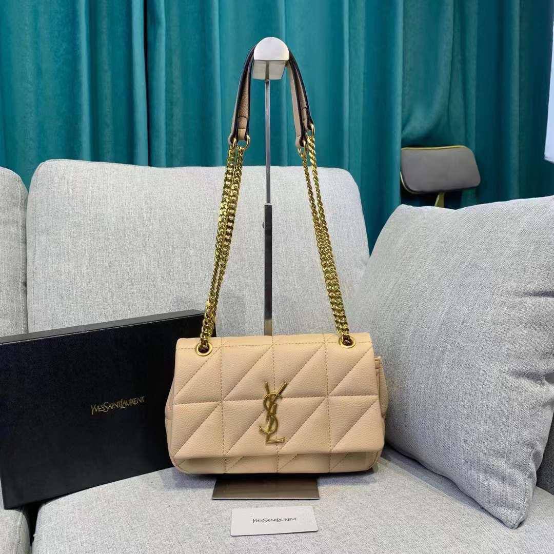 🎉 Offer 🎊  YSL / Prada
1⃣️ First quality +🎁
Size: 23 ~ 21  cm
70 dhs🪙🌺
with box 🎁
Limit Stock

Zain115
♥️♥️♥️