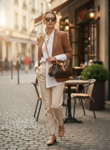 LV
ᴏᴅʏssᴇ́ᴇ ᴍᴏɴᴏɢʀᴀᴍ
ᴄʀᴏssʙᴀɢ ᴇ/ ʟᴏɴɢ sᴛʀᴀᴘ
sɪᴢᴇ : 29 cm

75 dhs🪙🌹

Zain31
♥️