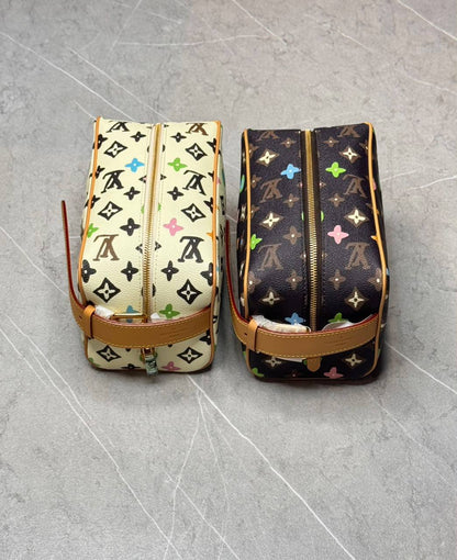 🌿💗*Louis Vuitton*😍🍃
    
           🍂 🤍 🩷🍂
For Price 👇 WhatsApp✅
0568585901 
0507557372
0552275751 Owner Zain 👌

Zain246
♥️♥️♥️