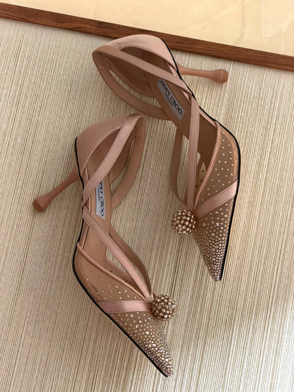 JIMMY CHOO 
QUALITY:SUPER MASTER 😍💥
450 dhs🇦🇪🇦🇪

Zain319
♥️♥️♥️