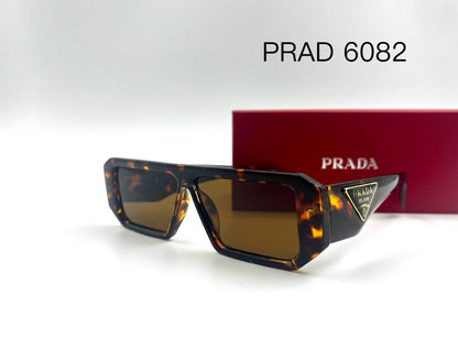 Prada
Sunglasses 🕶️ 
good quality 💯
With master box 🗃️ 
50 dhs✅

Zain273
♥️♥️♥️