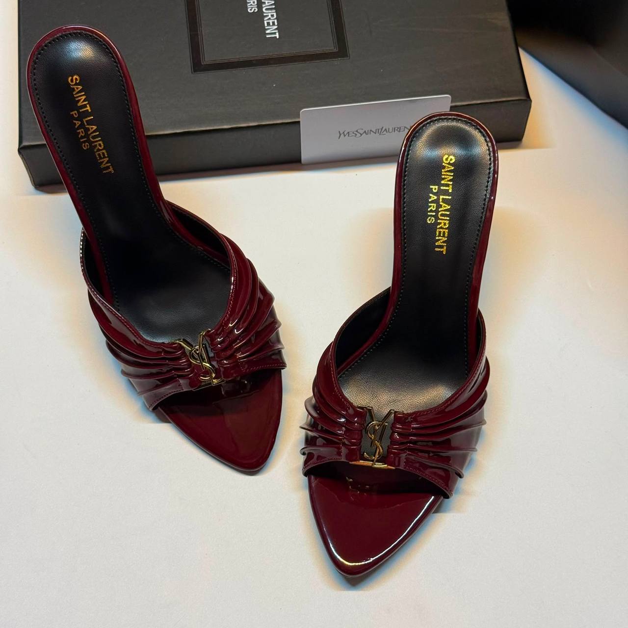 NEW CAME🥰
YSL
GOOD QUALITY✅
110 dhs🇦🇪🇦🇪
Size 36 TO 41

Zain40
♥️♥️♥️