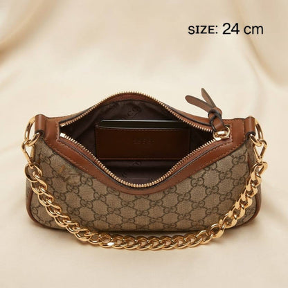 GUCCI Emblem GG
Shoulder Bag 
With Small Chain Strap
And Long belt strap
Gold Hardware
Size : 24 cm
With BOX

105 dhs🇦🇪🇦🇪

Zain239
♥️♥️♥️