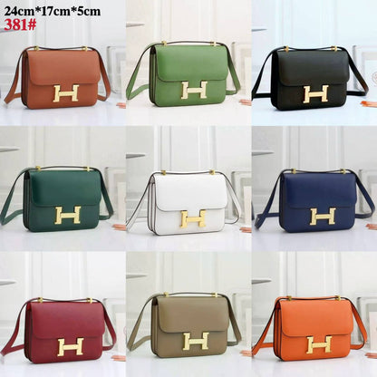 HERMES 
 GOOD QUALITY 
WITH BOX 
🎁🎁🎁

120 dhs✅

Zain295
♥️♥️♥️