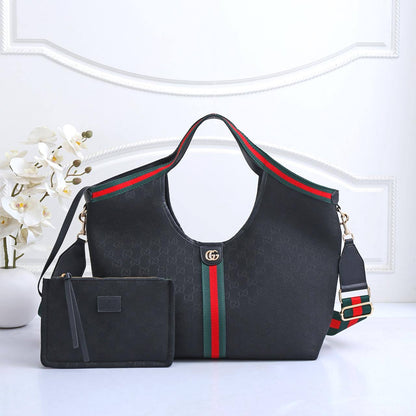 Gucci
High quality 
120 dhs🪙🌨️

Zain50
♥️♥️♥️