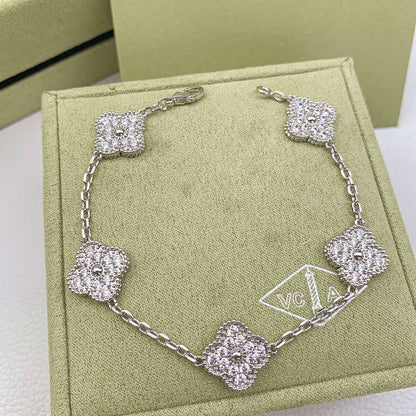 VCA
120 dhs🪙💕 Necklace 
70 dhs🪙💕Bracelet 
Full Stone

Zain89
♥️♥️♥️