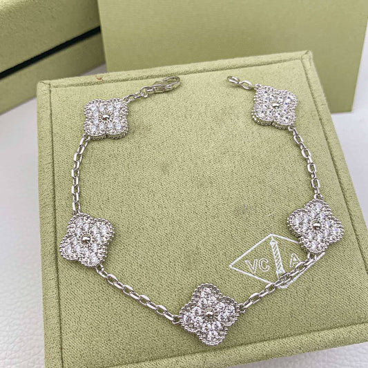 VCA
120 dhs🪙💕 Necklace 
70 dhs🪙💕Bracelet 
Full Stone

Zain89
♥️♥️♥️