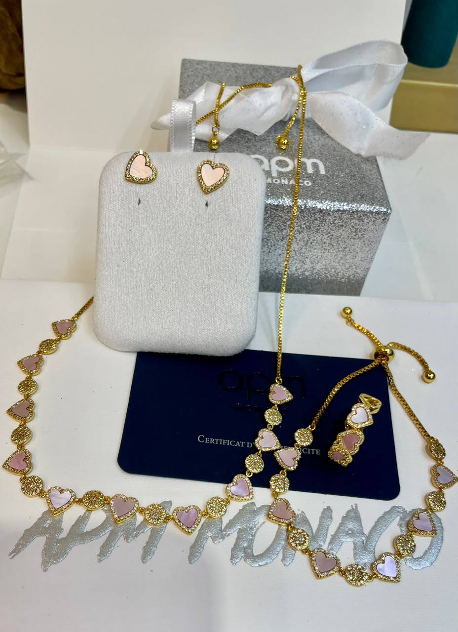 Master branded accessories 

Ask Price WhatsApp

0568585901
0507557372

Zain122
♥️♥️♥️
