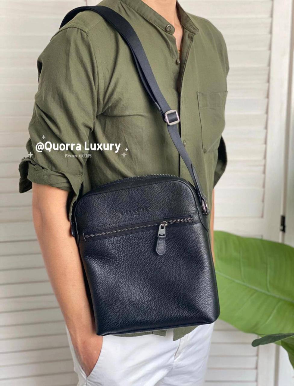 COACH 
SLING BAG 

RESTOCK UNISEX 

GOOD QUALITY 
80 dhs🇦🇪🇦🇪

Zain295
Zain17
♥️♥️♥️