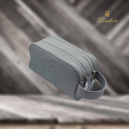 *LEMBERTO TOILETRY POUCH FOR MEN FULL LEATHER*

230 dhs🗽

*WITH BOX AND BAG*
🎁🎁🎁

Zain58
♥️♥️♥️
