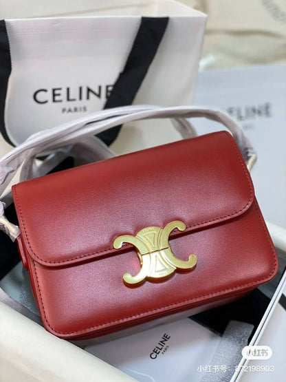 CELINE
Master
300 dhs🪙🌨️
#23cm❤️🥳
#with box❤️❤️

Zain228
♥️♥️♥️