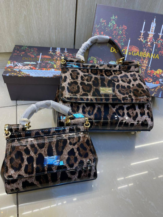 D&G
Master Bags +++
For Price 👇 WTSP Text Zain 0568585901

Zain142
♥️♥️♥️
