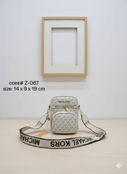 MK
PHONE CROSSBAG
sɪᴢᴇ : 14 cm

60 dhs🪙💕

Zain31
♥️♥️♥️