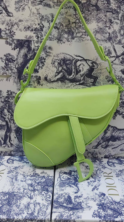 Dior

with box
🎁🎁🎁

110 dhs🪙🌨️

Zain143
♥️♥️♥️