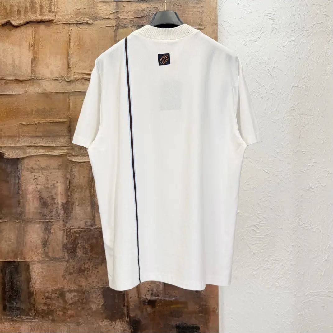 LV
Men’s Tshirt 
Master Quality 
SMLXLXXL 
320 dhs🇦🇪🇦🇪

Zain276
♥️♥️♥️