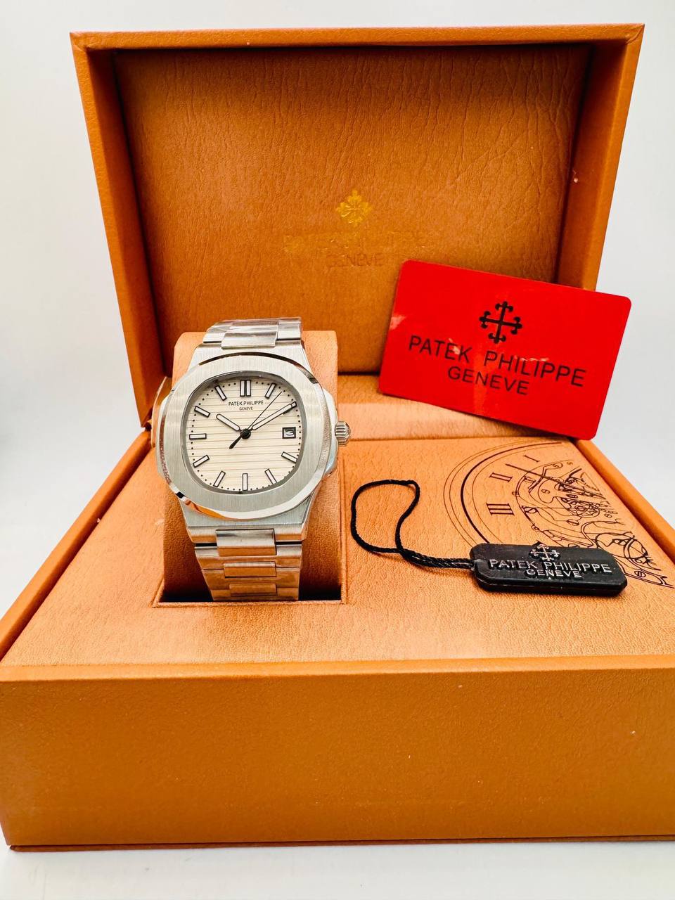 PATEK PHILIPPE MEN
*Master Quality*🔥
*Automatic*
280 dhs💓

Zain08
♥️♥️♥️