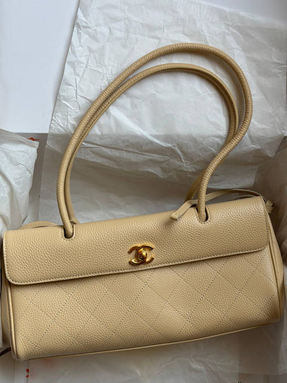 Chanel 𝐔𝐫𝐛𝐚𝐧 𝐄𝐬𝐬𝐞𝐧𝐭𝐢𝐚𝐥 𝐄𝐚𝐬𝐭 𝐖𝐞𝐬𝐭 𝐒𝐡𝐨𝐩𝐩𝐢𝐧𝐠 𝐓𝐨𝐭𝐞 
1550 dhs✅

ETAG4
♥️♥️♥️