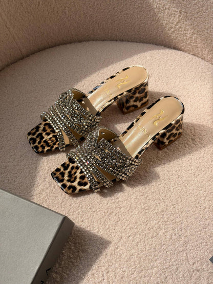 𝐆𝐈𝐍𝐀 ⚡️
𝐀𝐀𝐀 𝐐𝐔𝐀𝐋𝐈𝐓𝐘 💫
𝐬𝐢𝐳𝐞: 36 𝐭𝐨 42 
480 dhs💓

Zain81
♥️♥️♥️
