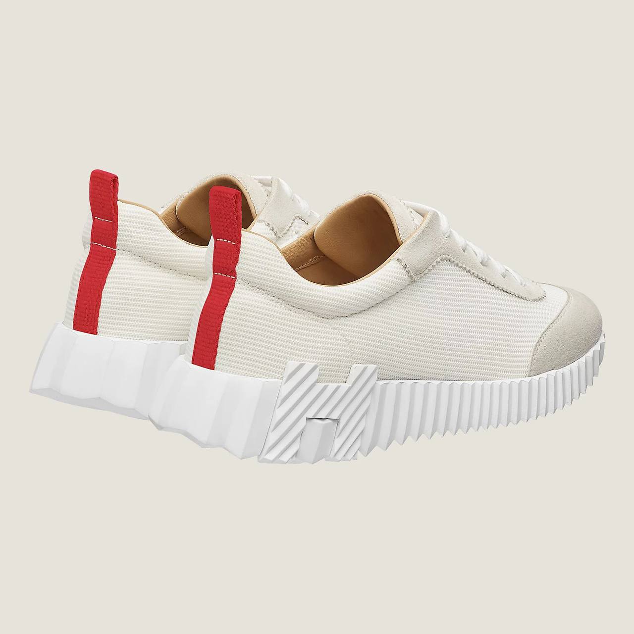 Hermes Bouncing Sneakers 🤍
40 to 45 AVAILABLE 
345 dhs✅

Zain242
♥️♥️♥️