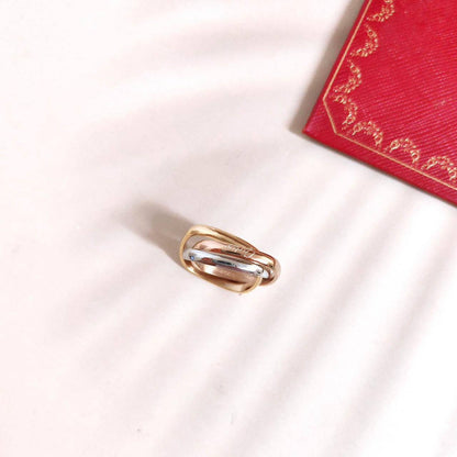 Cartier SET🐦‍🔥*
Necklace 🌸
Earring 🪷
Bracelet ✨
Ring 💍 size available 👇
6,7,8,9
Master quality 💯
With normal boxes 📦 
220 dhs🪙💚
With master box 🗃️ 
260 dhs🪙💚

Zain216
♥️♥️♥️