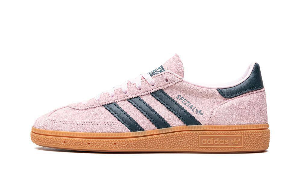 Adidas Handball Spezial 'Clear Pink Arctic Night'
36-41 AVAILABLE 🤩
190 dhs🇦🇪

Zain242
♥️♥️♥️