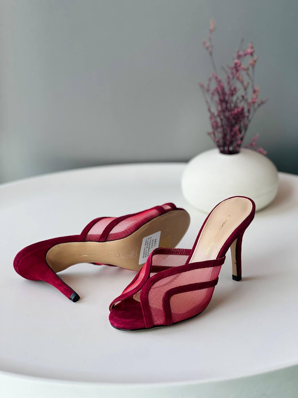 Gianvitto Rossi🌹
Size 36_41
Super high quality* 
450 dhs🪙🌨️

Zain176
♥️♥️♥️