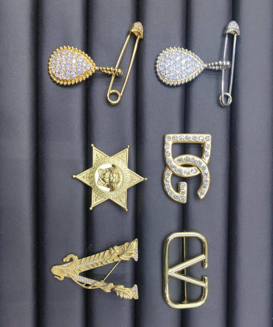 55 dhs🪙🌨️ 

BROOCH 

WITH BOX AND PAPER BAG
🎁🎁🎁

Zain89
♥️♥️♥️