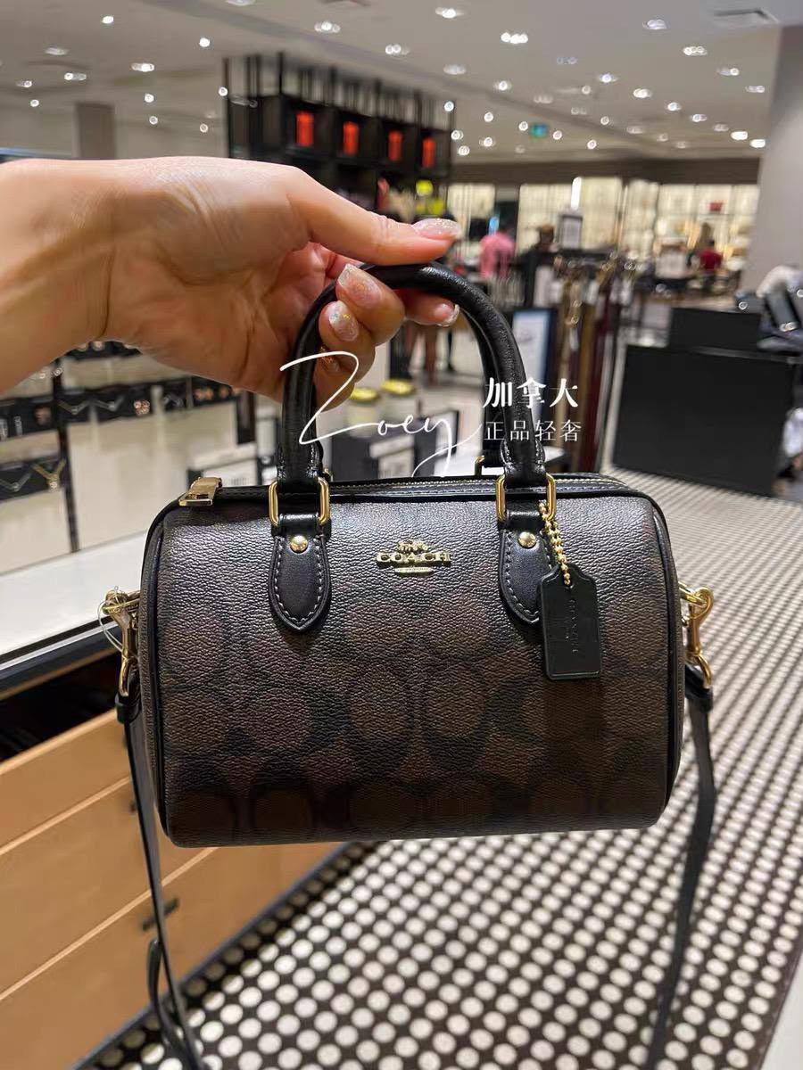 Coach
With box
Size18cm
Good quality 
100 dhs🇦🇪🇦🇪

Zain219
♥️♥️♥️