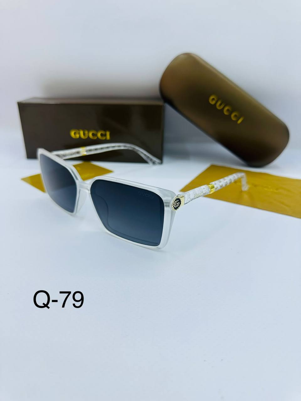 Sunglasses 🕶️*
New stock 💥
good quality 💯
Copy one 1️⃣ 
With master box 🗃️ 
50 dhs💛

Zain216
♥️♥️♥️