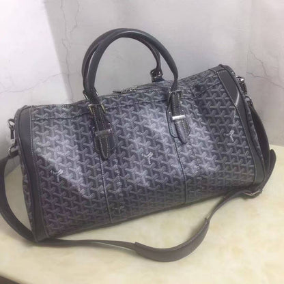 Goyard  Travel Bags
New Came❣️❣️
120 dhs✅

Zain143
♥️♥️♥️