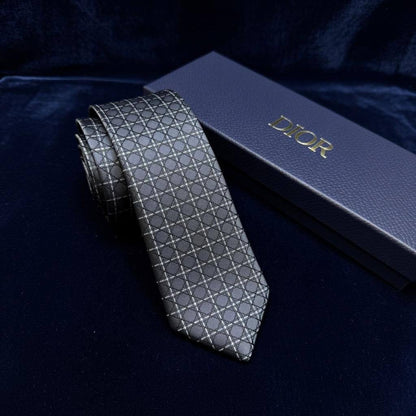 TIE
*MASTER QUALITY*

180 dhs🌺

Zain202
♥️♥️♥️