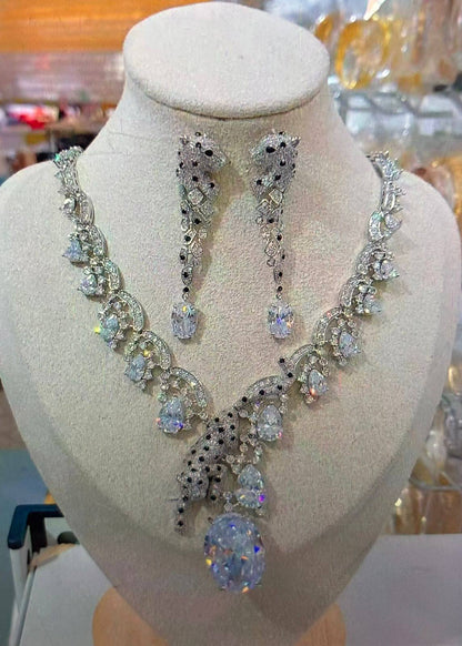 Master Quality Set
350 dhs🗽

Zain108
♥️♥️♥️