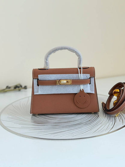 Hermes
Master 💓💓
260 dhs✅

Zain134
♥️♥️♥️