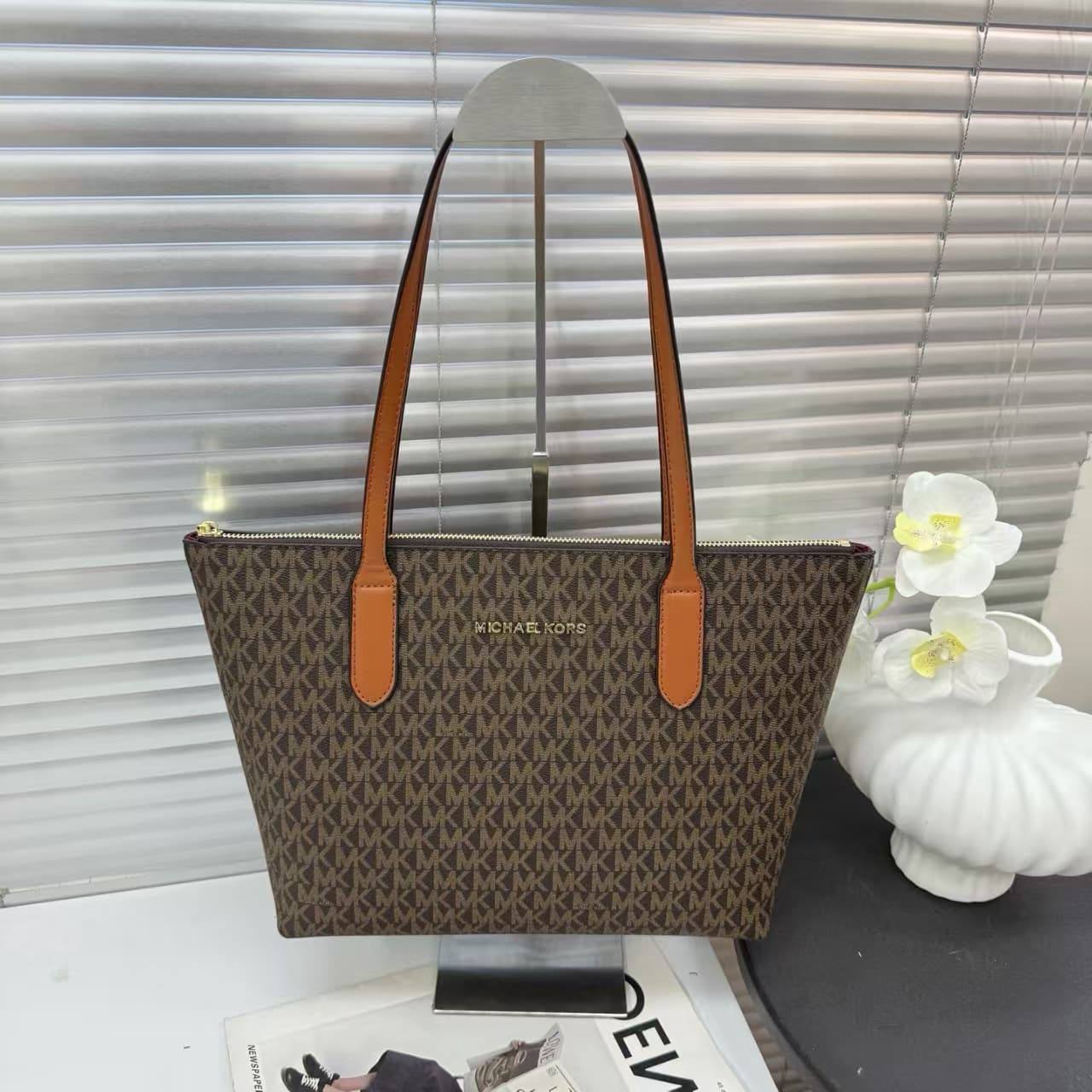 Fendi - MCM - MK
Offer
75 dhs🇦🇪🇦🇪

Zain232
♥️♥️♥️