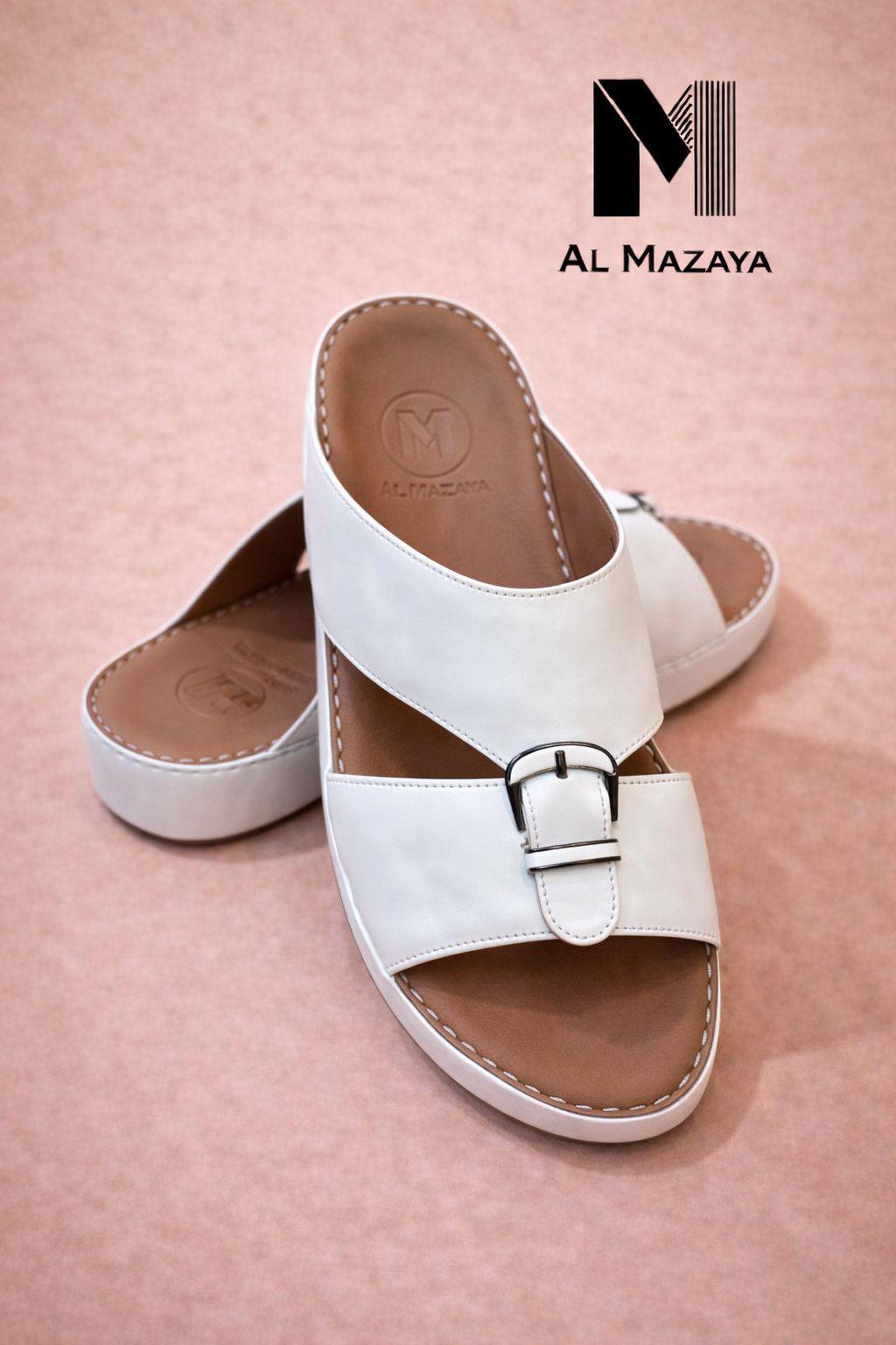 slippers for men good quality  
size available (40to46) 6to12) 

230 dhs🌺

Zain59
♥️♥️♥️