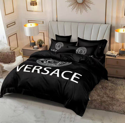Master quality 
King size bed 
Comforter set
1 comfort  
1 bedsheets 
4 pillowcases 
6pcs set
150 dhs🇦🇪🇦🇪

Zain99
♥️♥️♥️