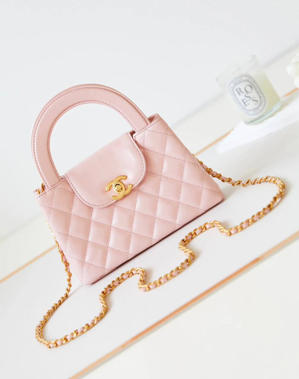Chanel
Master 🌺
220 dhs✅

Zain134
♥️♥️♥️