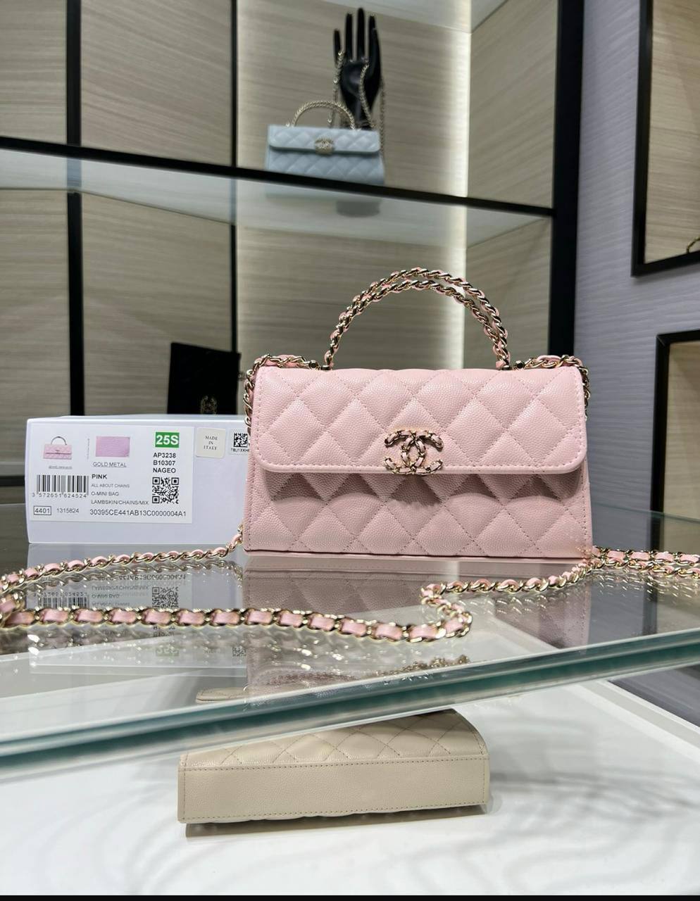 Chanel ✨💕✨
New collection ✨✨✨
SuperMaster Quality 🔥🔥
Available Now ❤️❤️❤️
For Price 👇 WTSP Text Zain 0568585901

Zain252
♥️♥️♥️