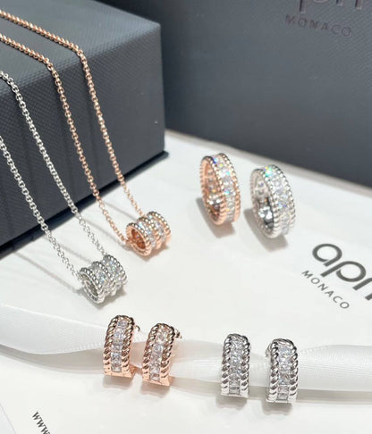 APM Ser 🎊
Necklace 
Earrings 
Ring 💍 
*Master Quality* 🪎

*180* AED normal box 📦 
*210* AED master box 🗃️

Zain48
♥️♥️♥️