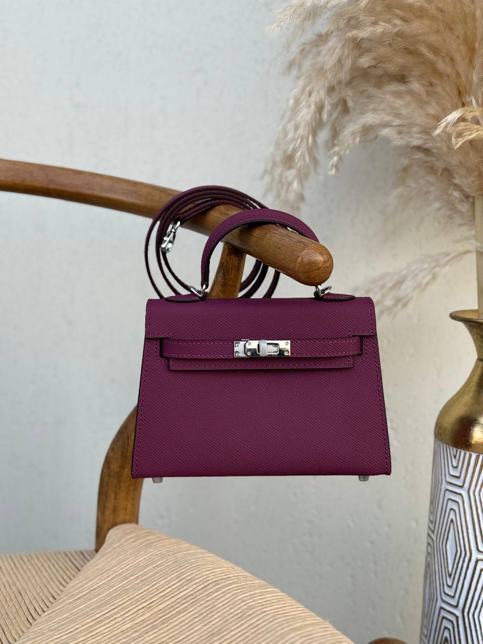 HERMES
19cm
340 dhs✅
Top quality 
With box🎁

Zain167
♥️♥️♥️