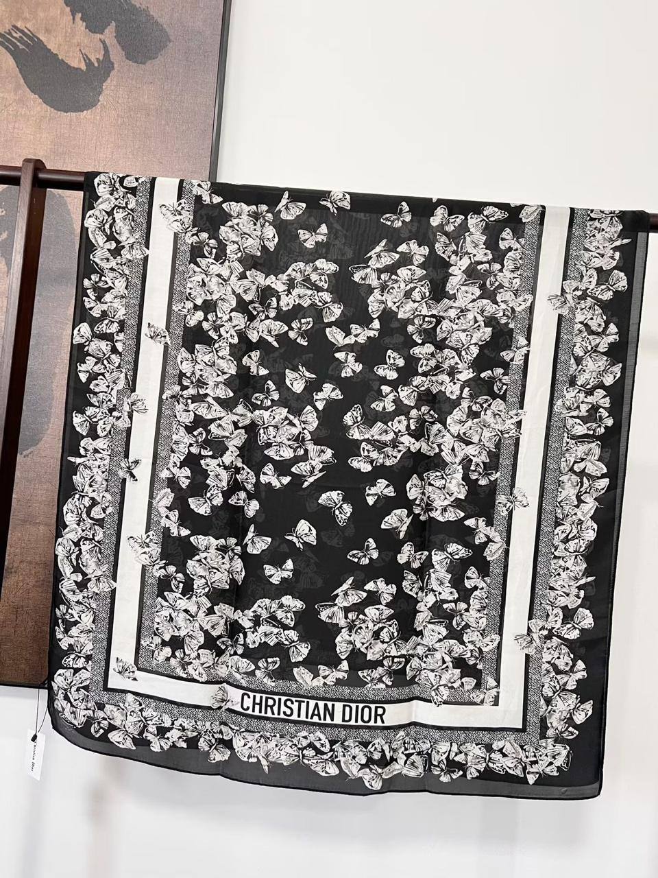 Silk scarf
40 dhs❣️

Zain60
❣️❣️❣️