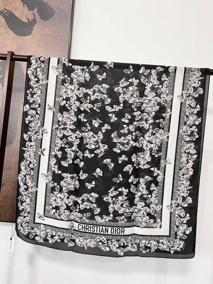 Silk scarf
40 dhs❣️

Zain60
❣️❣️❣️