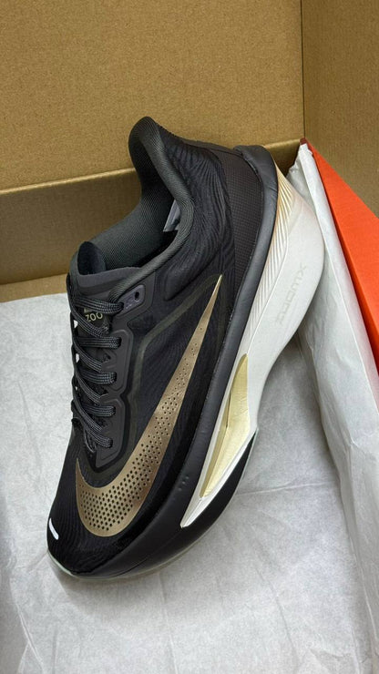 ZoomX
Size 40-45⚡️
150 dhs🪙🌨️

Zain183
♥️♥️♥️
