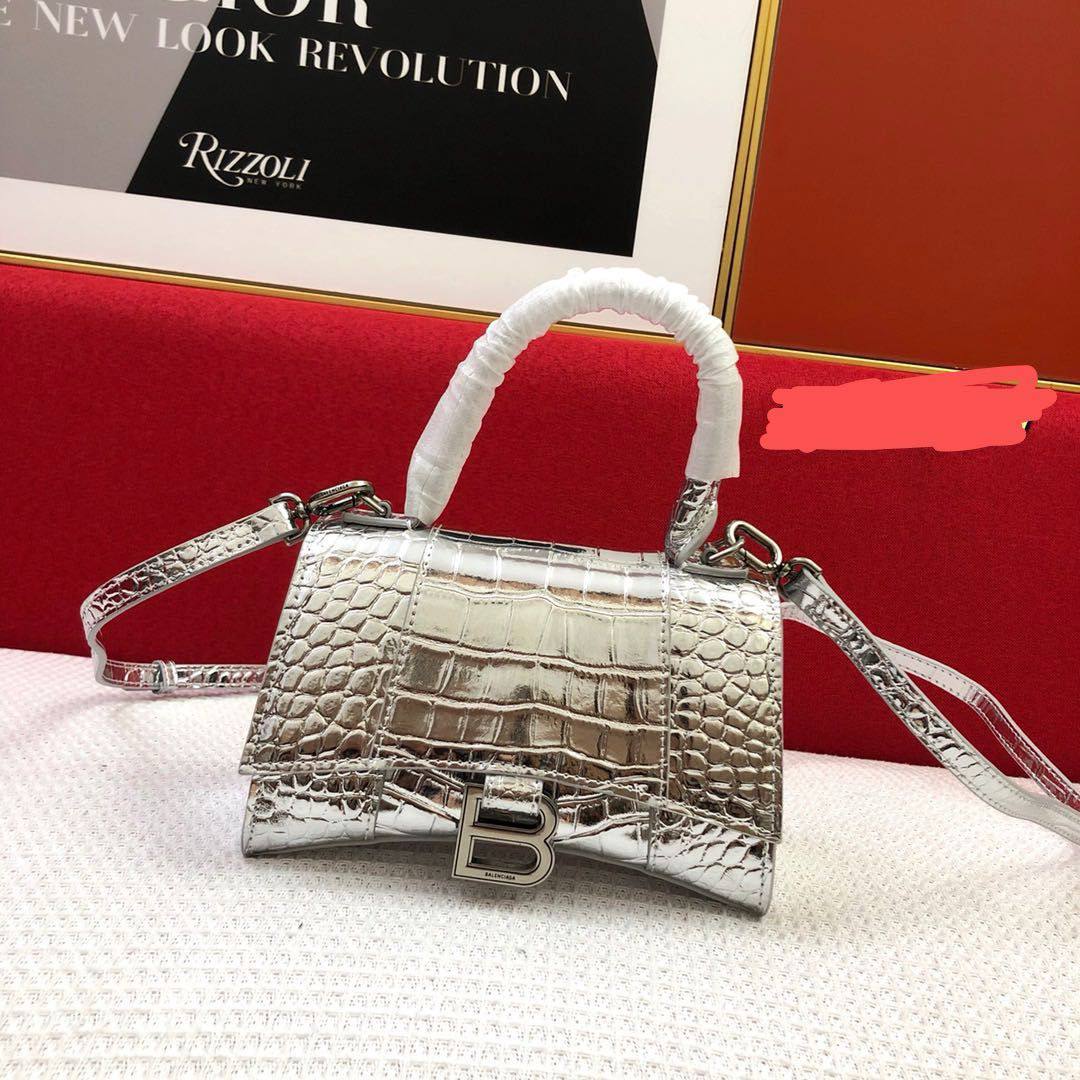 Jacquemus
Master 💓💓💓
For Price 👇 WTSP Text Zain 0568585901
0507557372
0544061607

Zain111
♥️♥️♥️
