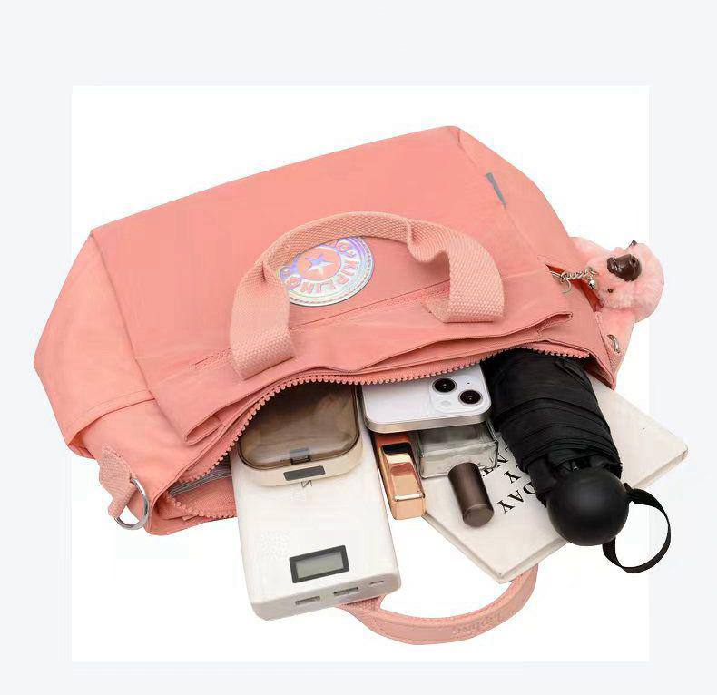 KIPLING NEW CAME 
GOOD QUALITY 
60 dhs💓

Zain39
♥️♥️♥️